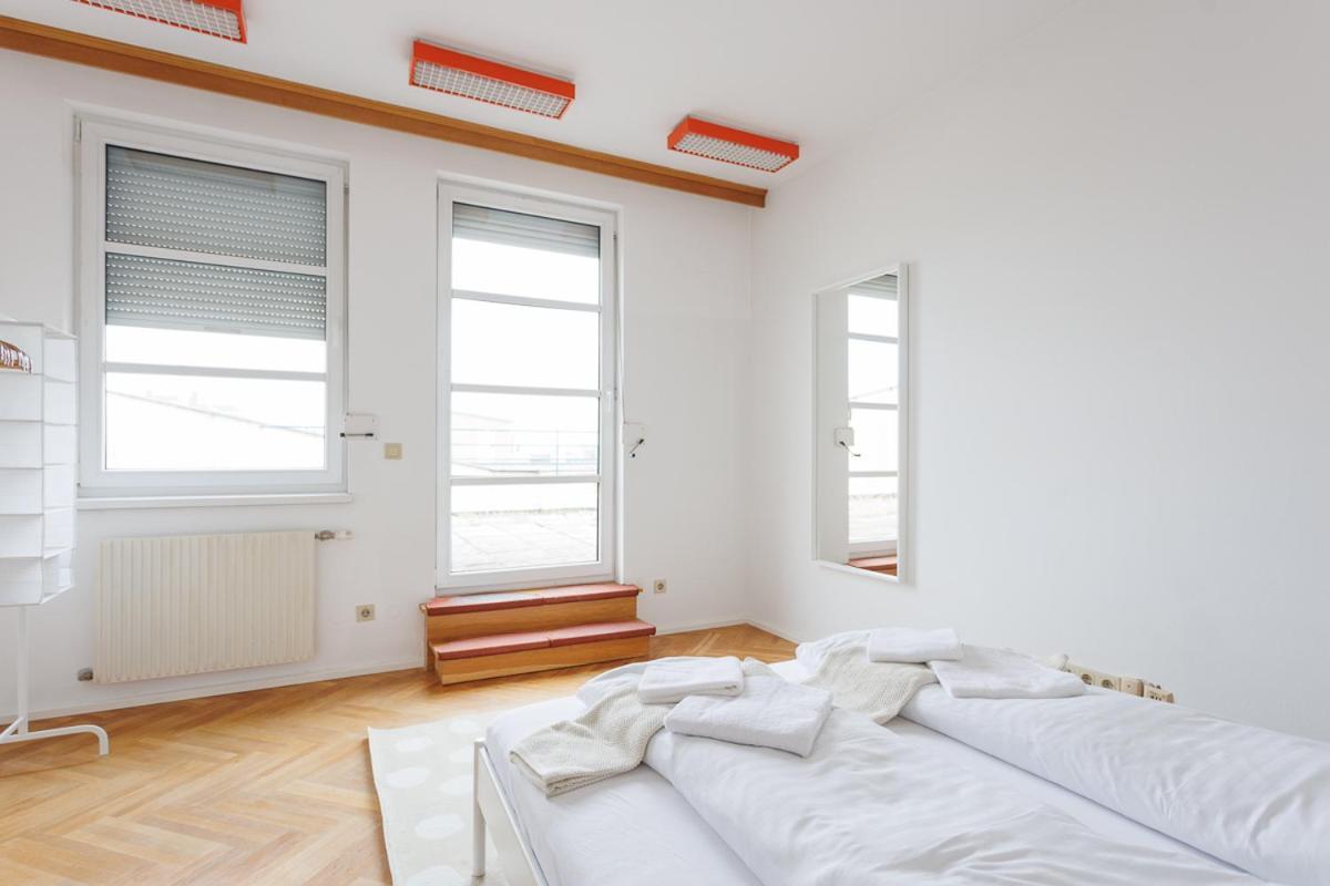 Familien- Und Gruppenparadies Platz Fuer 12 Gaeste Wien Exterior foto